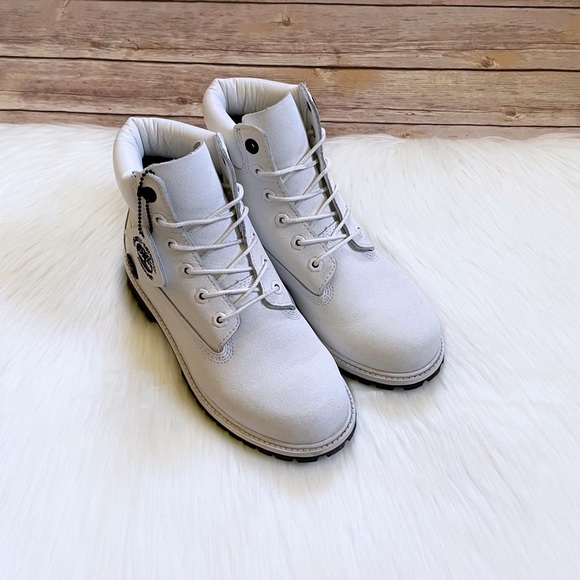 Timberland Boys Premium 6 Inch Waterproof White Helcor Boots - Picture 5 of 10